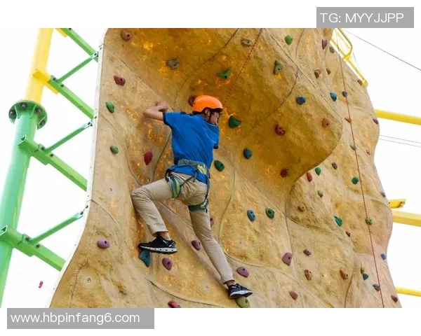 成都攀岩队荣登全国攀岩配合排行榜第二名展现实力与团队精神 成都攀岩队荣登全国攀岩配合排行榜第二名展现实力与团队精神